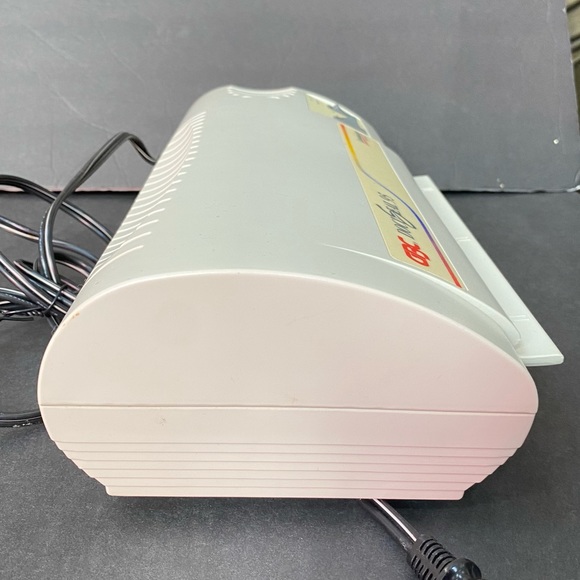 GBC DocuSeal 95 Document Laminator Laminating Machine with 33 Sheets - Picture 6 of 8